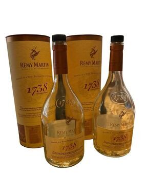 2 Empty 750 ml Bottle of Remy Martin 1738 with box